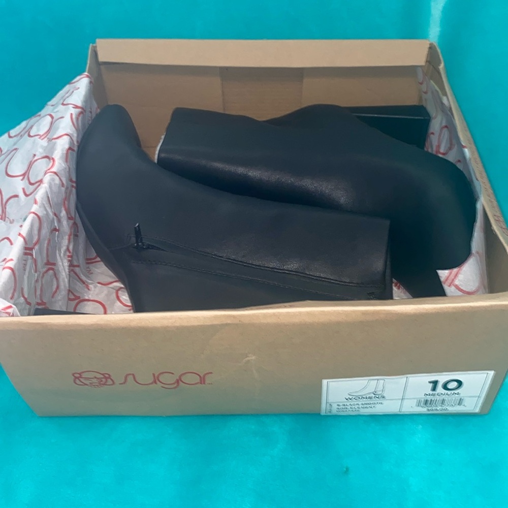 Element Square toe; size 10